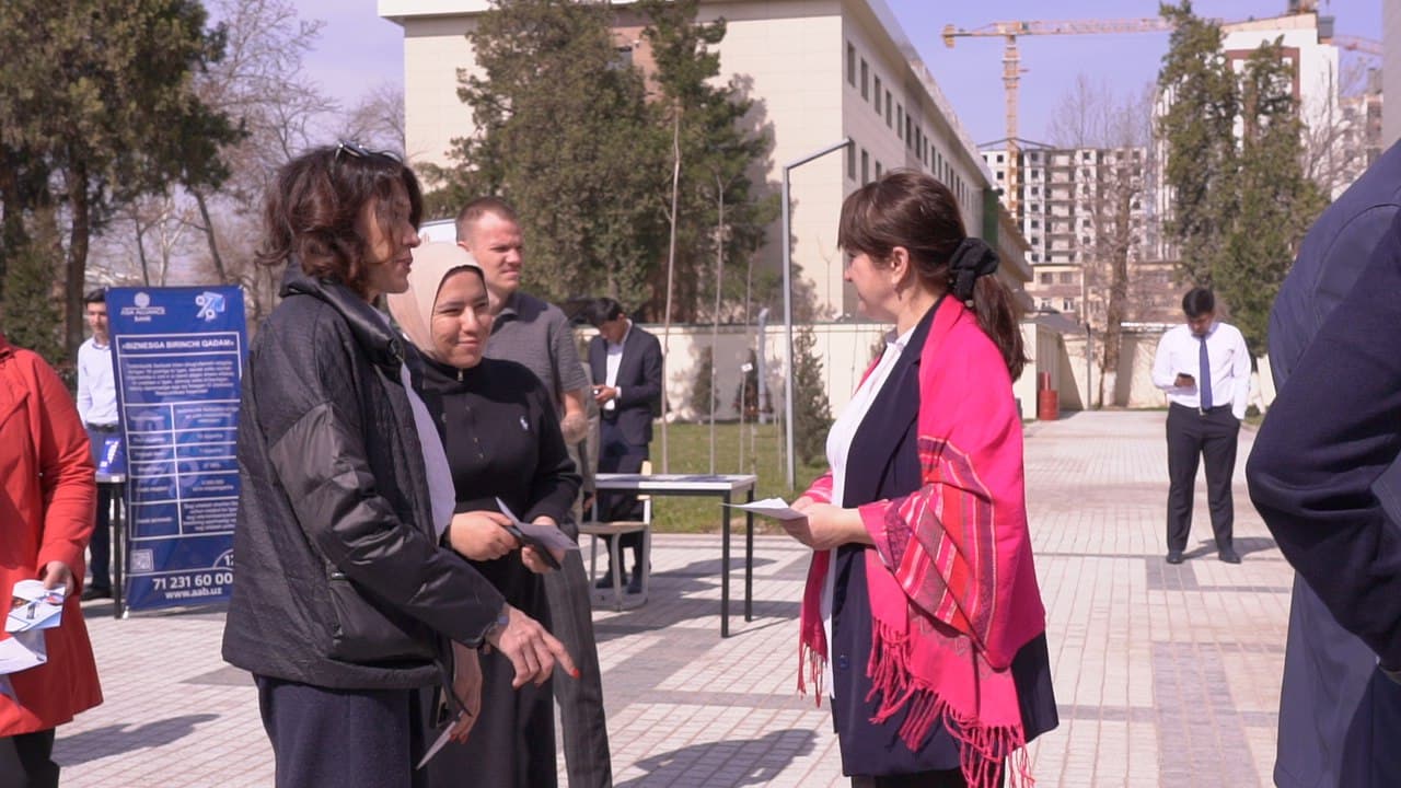 Adliya vazirligi tashabbusi bilan Yashnobod tumanida mehnat yarmarkasi o‘tkazildi