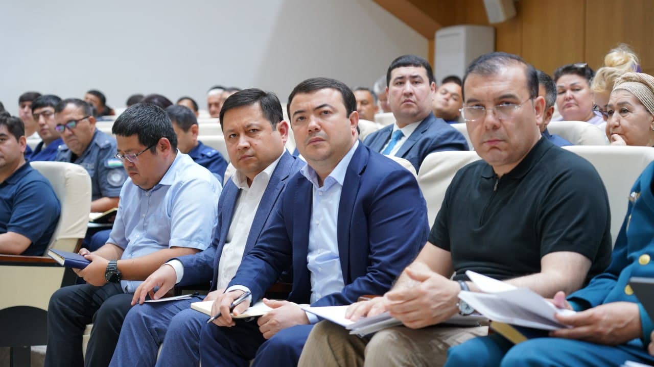 At the regular session of the Yashnobod District Council of People’s Deputies, issues related to combating crime were discussed