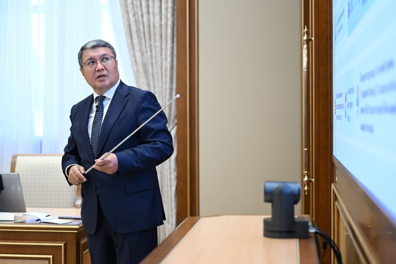 Measures to Reduce Bureaucracy in Public Service Delivery Discussed