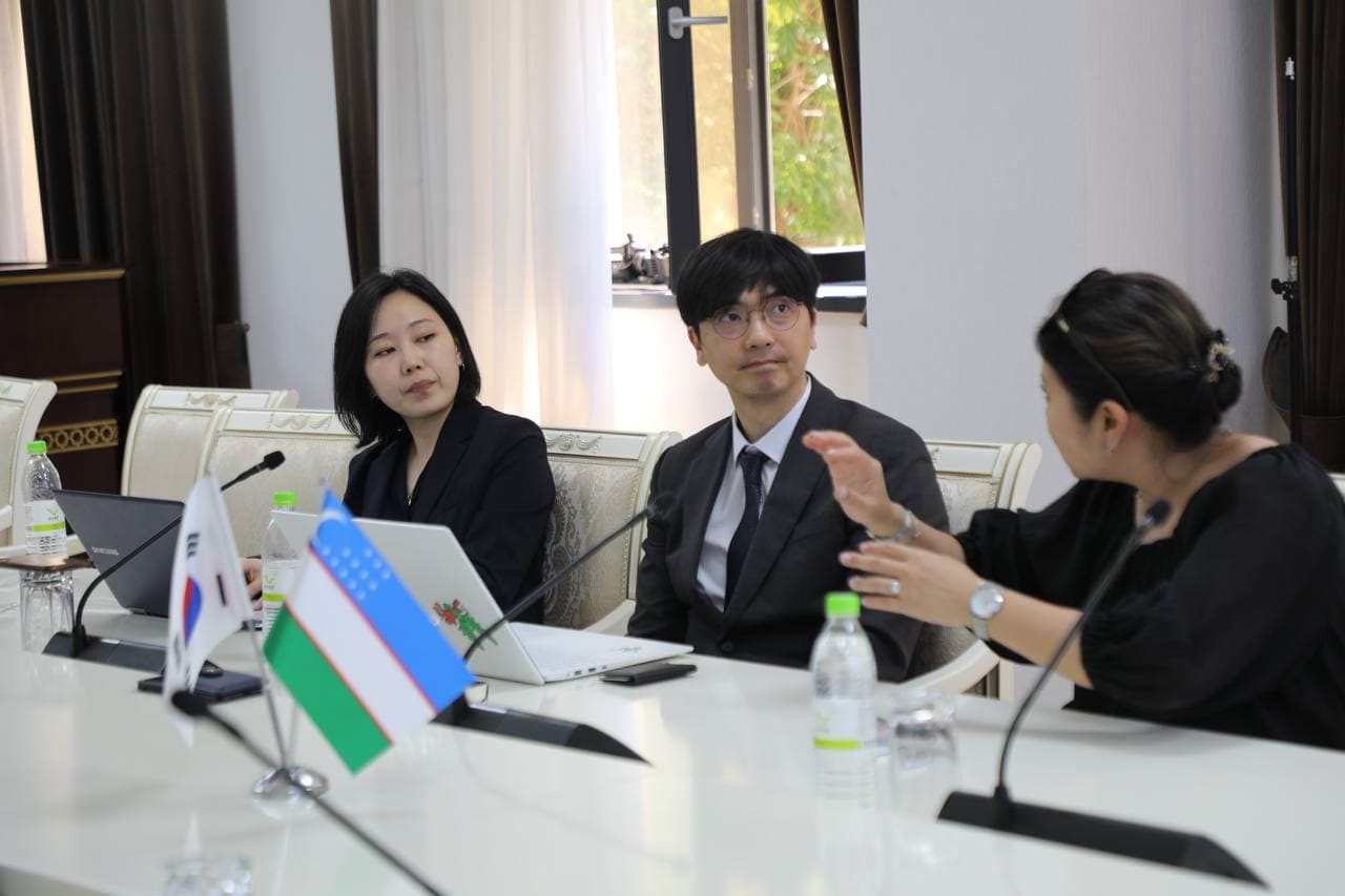 🇺🇿🇰🇷2027–2030 йилларга мўлжалланган интеллектуал мулк миллий стратегиясини ишлаб чиқиш юзасидан Жанубий Корея Республикаси экспертлари билан учрашув ўтказилди.