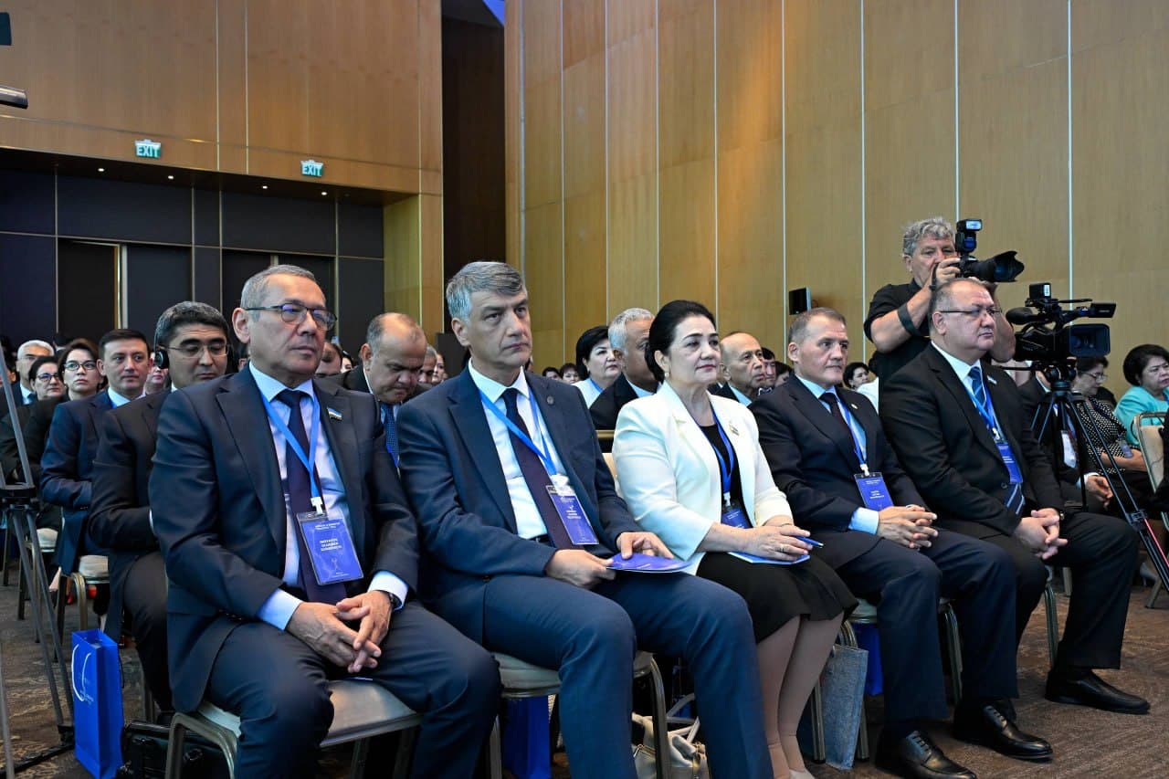Mustaqil O‘zbekistonning 35 yillik taraqqiyot yo‘li xalqaro anjumanda muhokama qilinmoqda