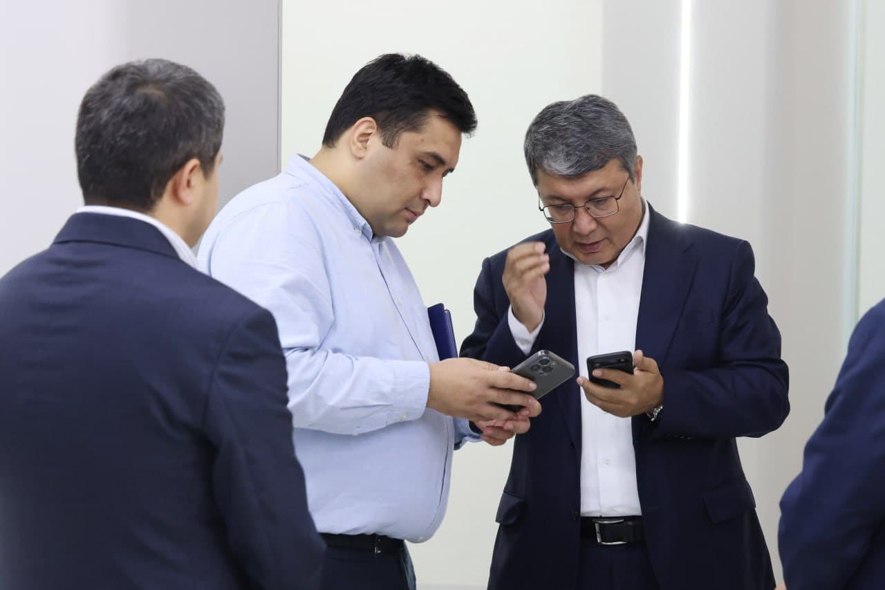 Ознакомились с деятельностью «Цифрового центра» в Алмазарском районе