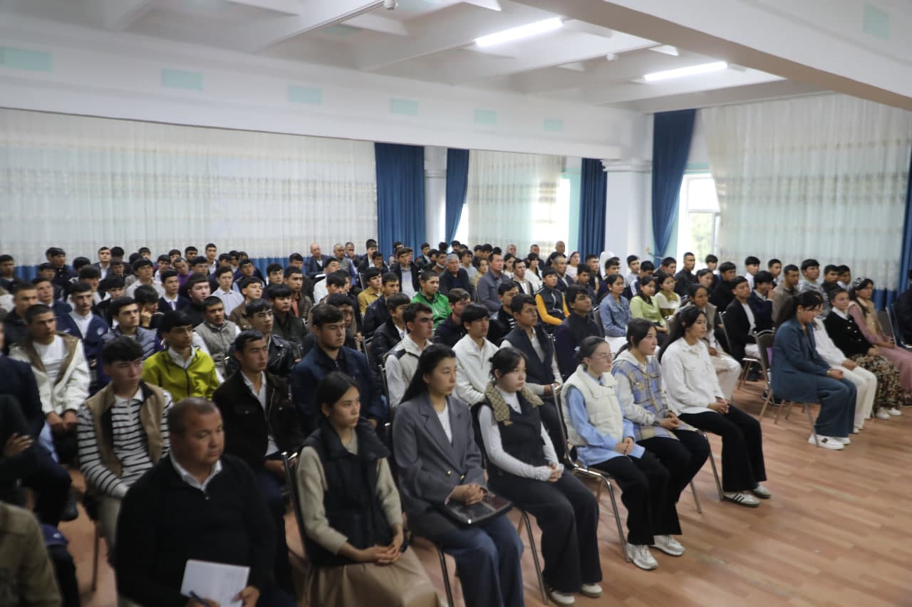 Техникум битирувчилари билан учрашув ўтказилди