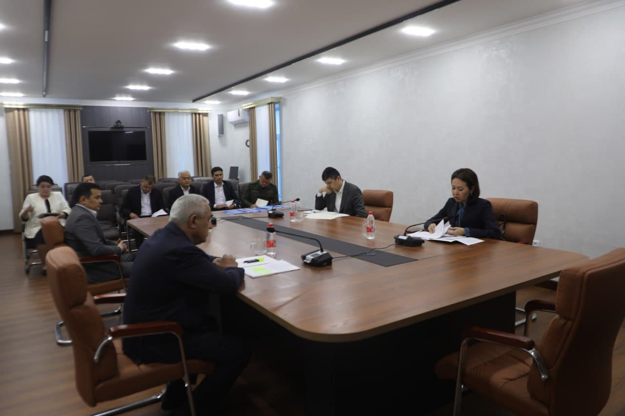 Koson tumanida korrupsiyadan holi hududga aylantirish loyihasi yuzasidan amalga oshirilayotgan ishlar holati muhokama etildi