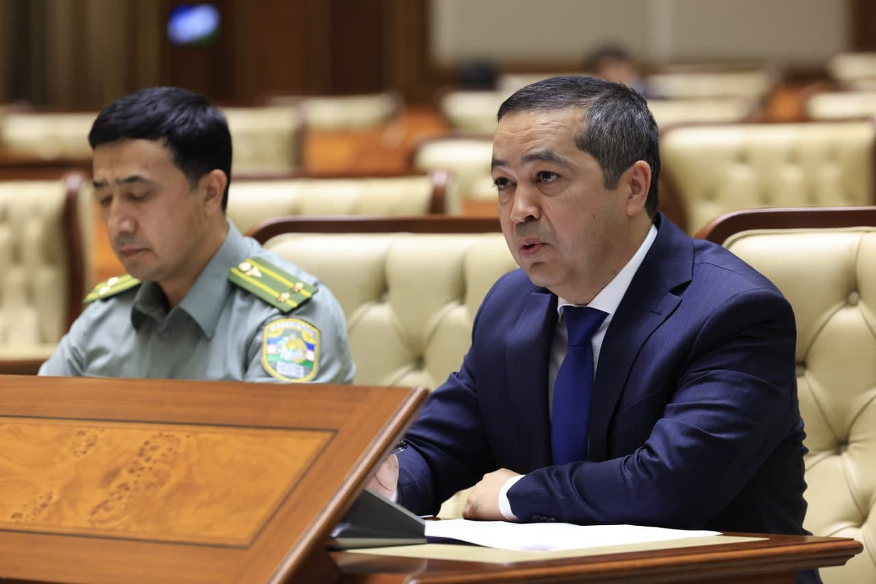 The Law "On Identification, Registration, and Monitoring of Animals" was reviewed at the plenary session.