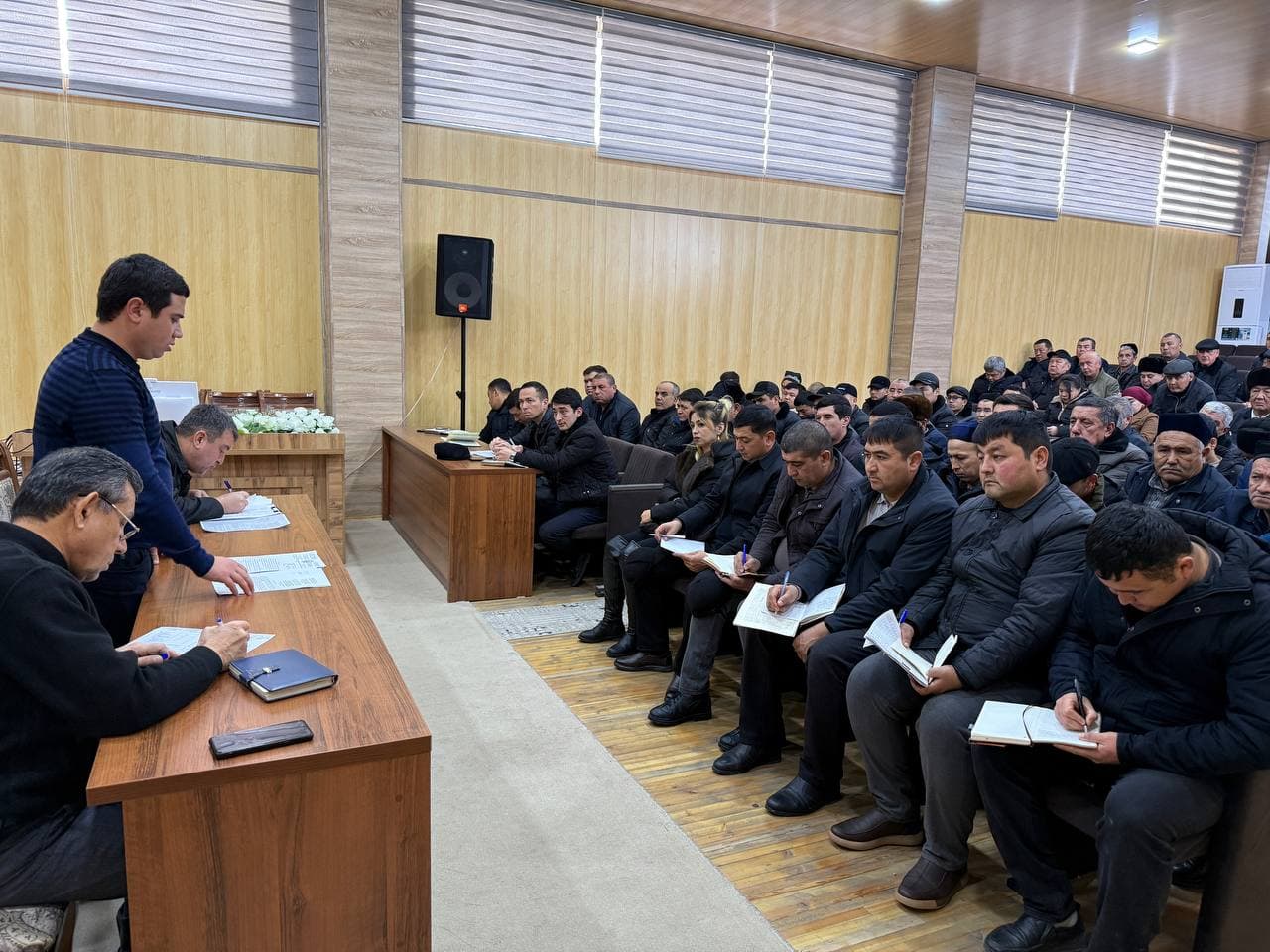 📌 Sirdaryo viloyati Veterinariya va chorvachilikni rivojlantirish boshqarmasida 2025-yilda erishilgan yutuqlar hamda aniqlangan kamchiliklar atroflicha tahlil qilindi va 2026-yilda amalga oshirilishi rejalashtirilgan loyiha va dasturlar muhokama qilindi.