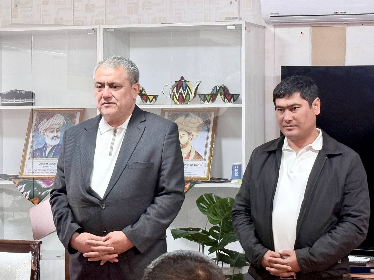 RAHBAR VA YOSHLAR UCHRASHUVI — YOSHLAR KELAJAGIGA E’TIBOR!