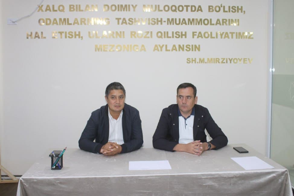 RAHBAR VA YOSHLAR UCHRASHUVI — YOSHLAR KELAJAGIGA E’TIBOR!