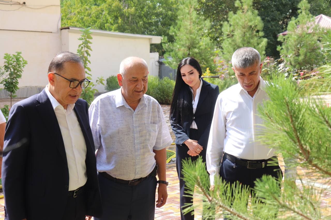Samarqand viloyat axborot-kutubxona markazida yoshlar bilan uchrashuv o‘tkazildi