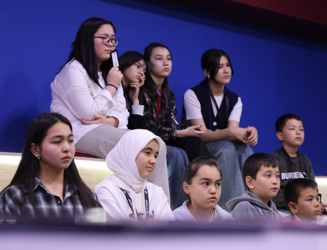 Rahbar va yoshlar uchrashuvi o'tkazildi