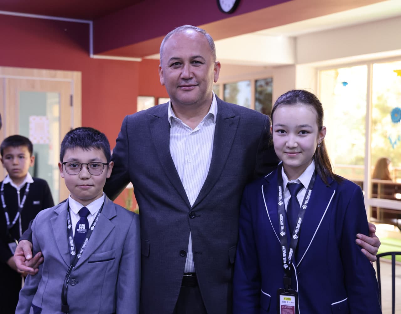 Rahbar va yoshlar uchrashuvi o'tkazildi