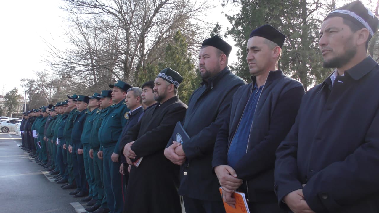 Fazilatli oy — osoyishta muhitda: Ramazon arafasida Nurobodda xizmat oldi yo‘riqnomasi o‘tkazildi