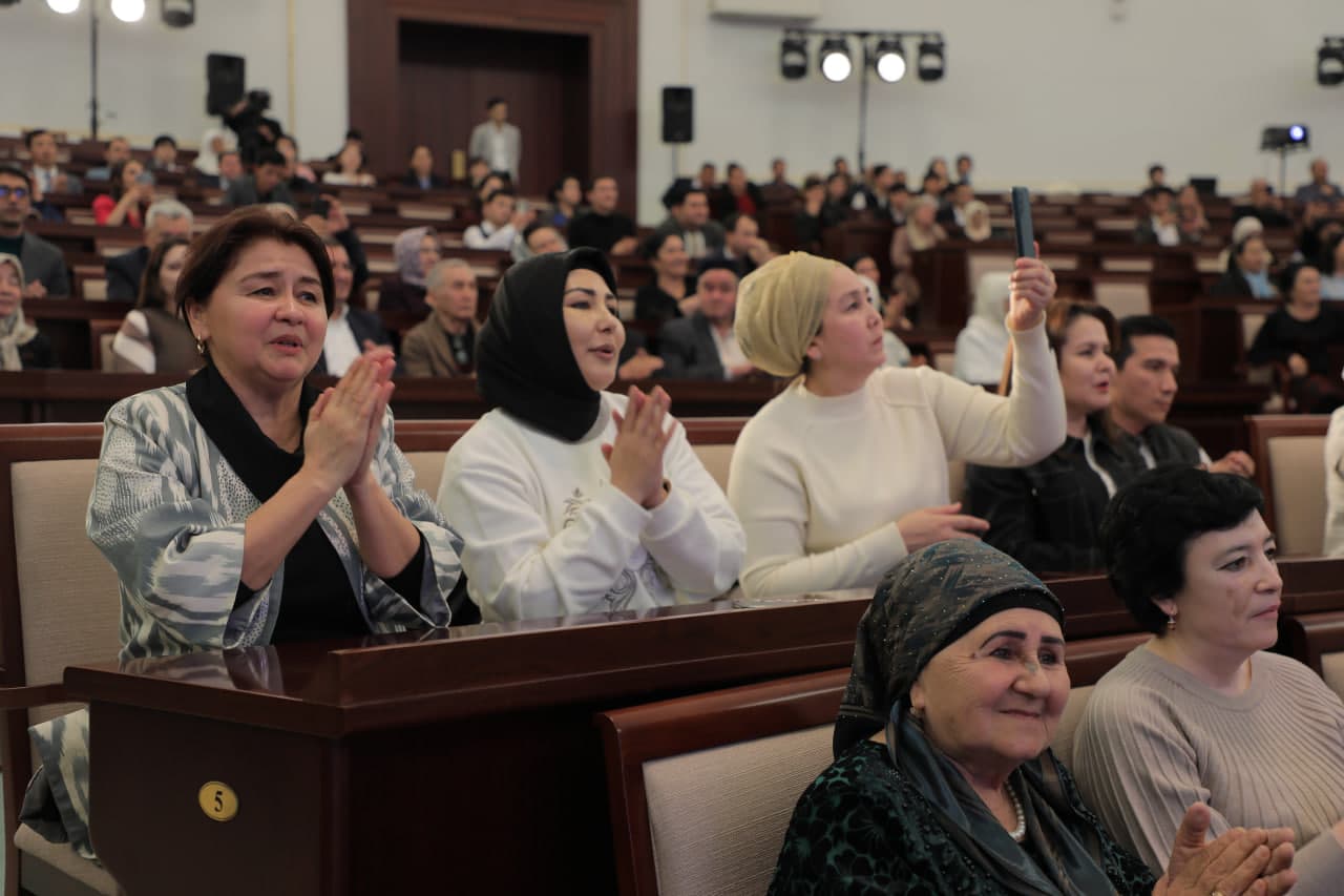 Муножат Йўлчиеванинг ижодий-маърифий кечаси бўлиб ўтди