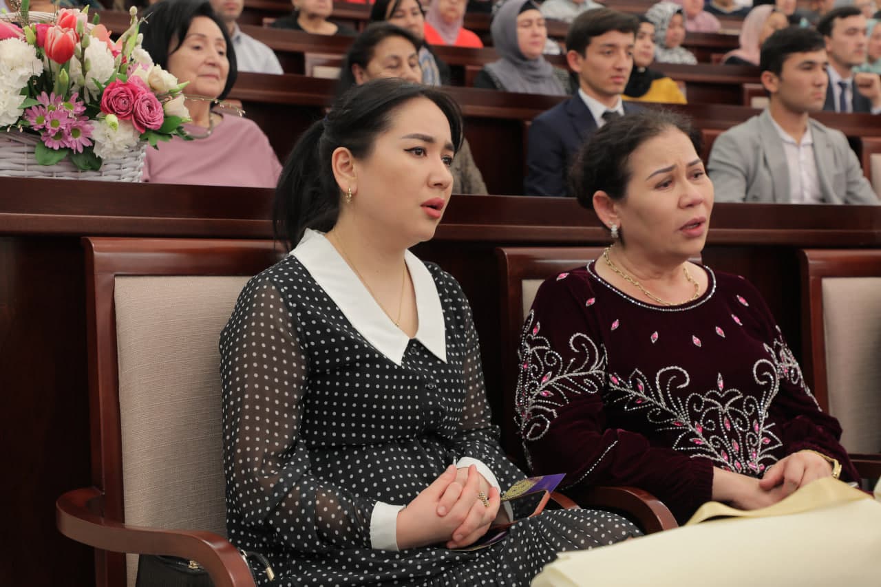 Муножат Йўлчиеванинг ижодий-маърифий кечаси бўлиб ўтди