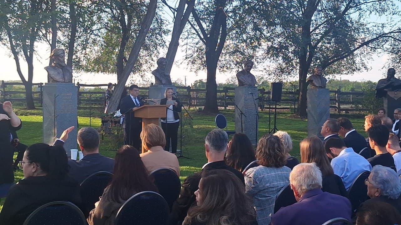 Vengriyada Alisher Navoiyga bag‘ishlab o‘rnatilgan byustning ochilish marosimi bo‘lib o‘tdi