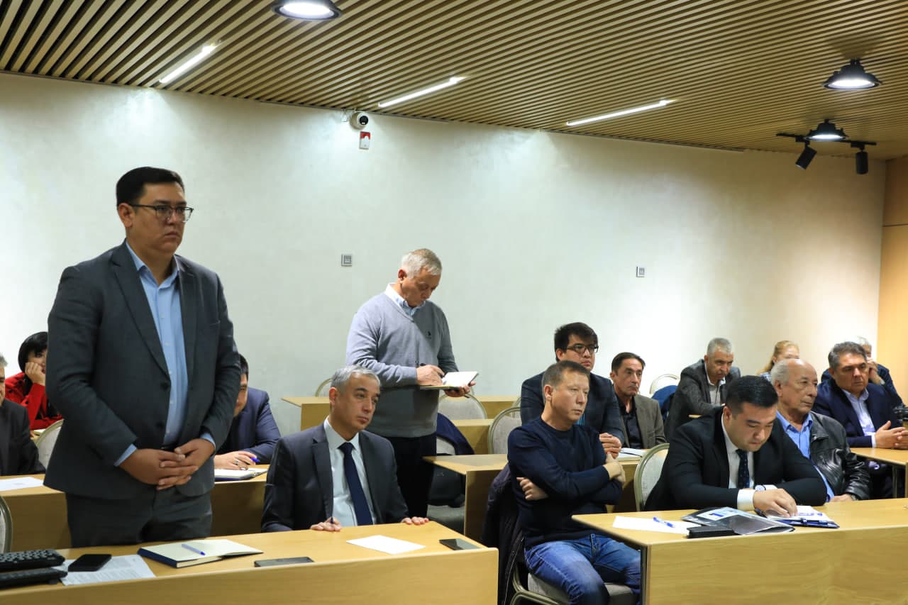 Madaniyat vaziri Ozodbek Nazarbekov boshchiligida yig'ilish bo'lib o'tdi