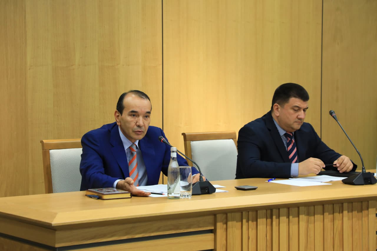 Madaniyat vaziri Ozodbek Nazarbekov boshchiligida yig'ilish bo'lib o'tdi