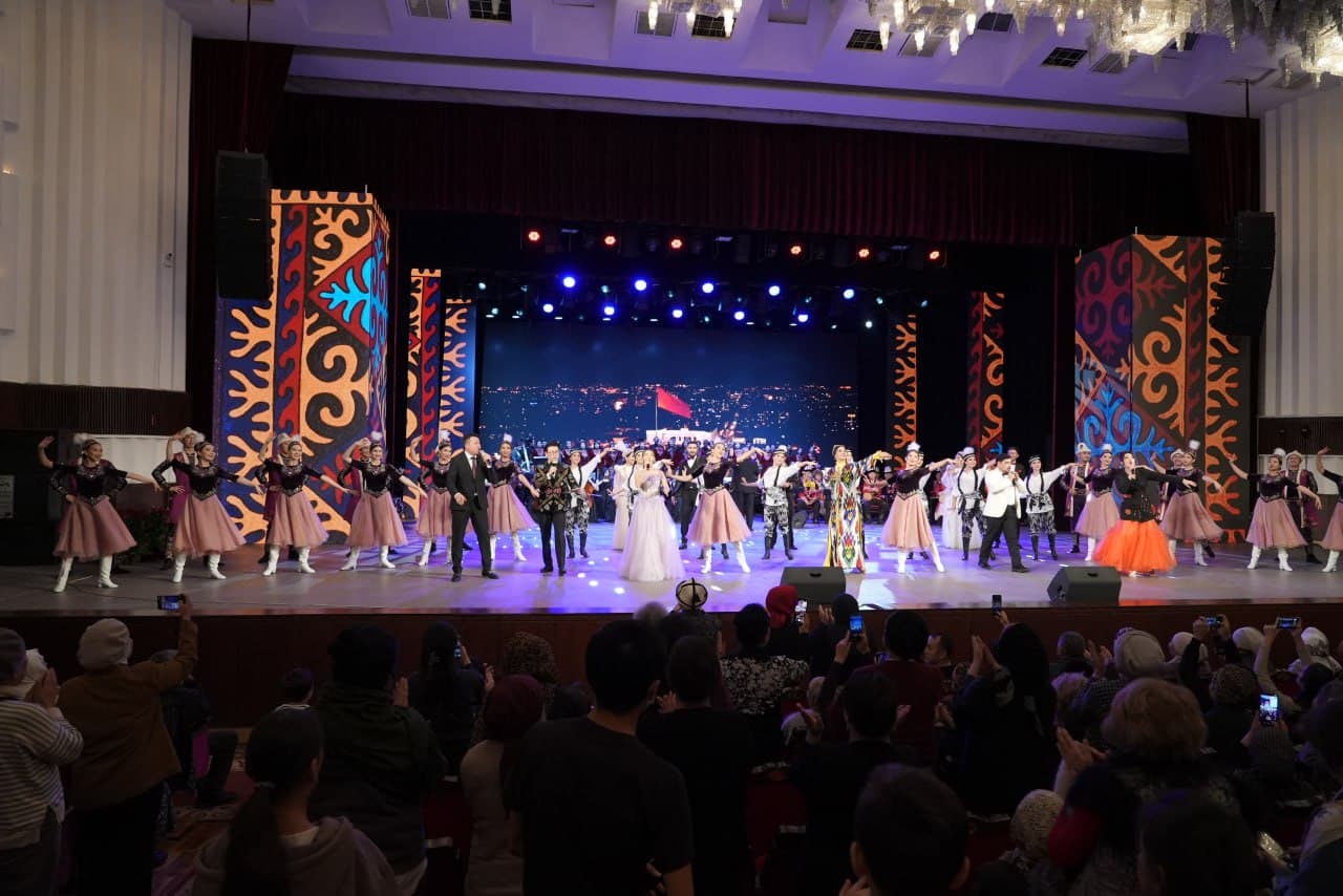 A musical evening "Kyrgyz-Uzbek Friendship" was held at the Kyrgyz National Philharmonic named after Toktogul Satilganov with the participation of Uzbek and Kyrgyz artists