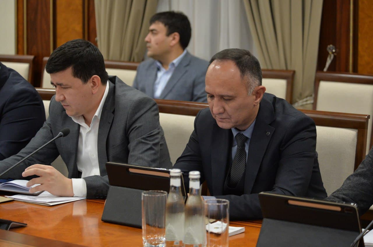 Senatda “O‘zbekiston Respublikasining ayrim qonun hujjatlariga jonli ijro san’atini yanada rivojlantirishga qaratilgan o‘zgartirish va qo‘shimchalar kiritish to‘g‘risida”gi Qonun muhokama qilindi