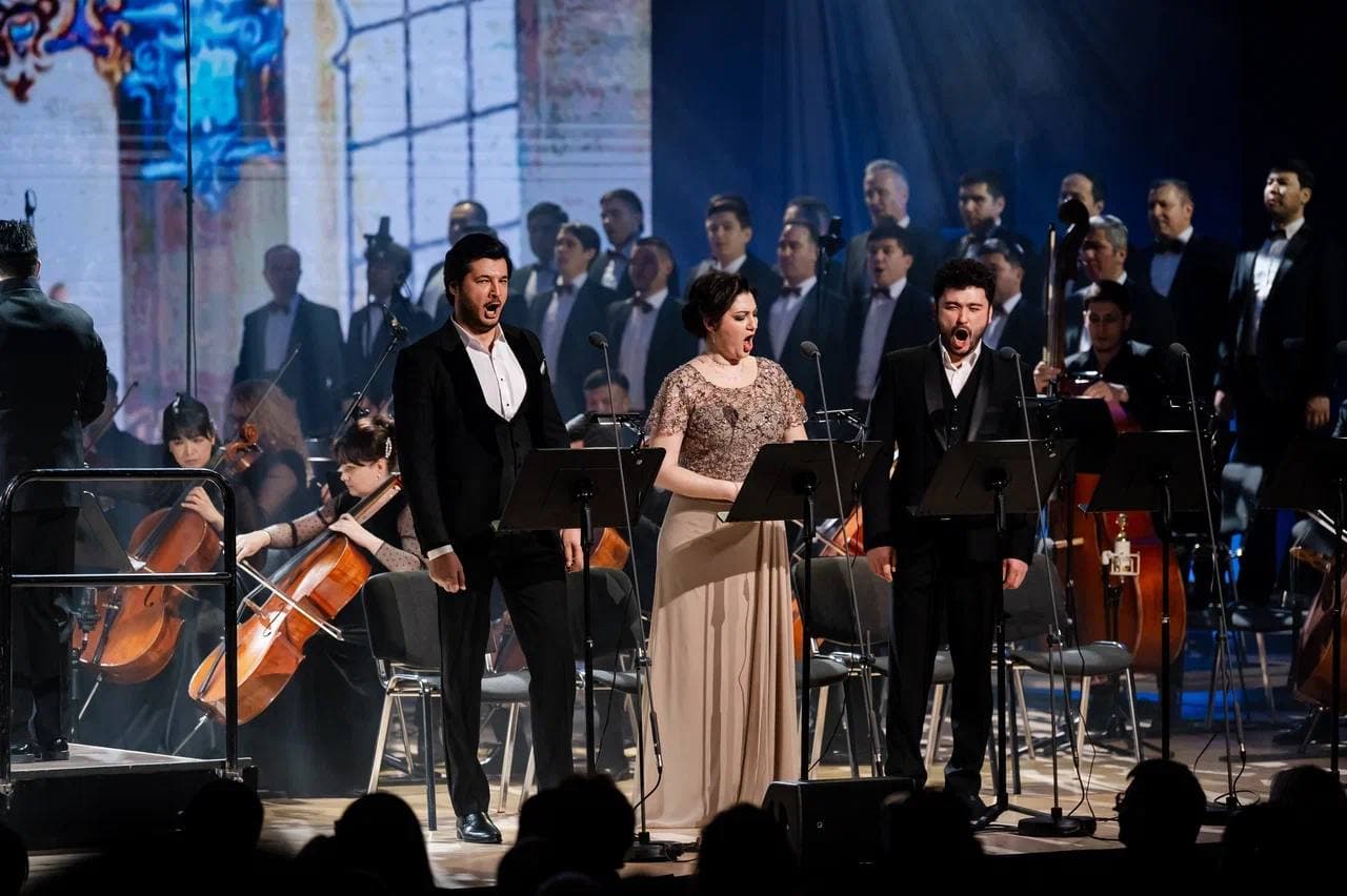 The troupe of the Alisher Navoi State Academic Bolshoi Theater of Uzbekistan toured the federal territory of Russia