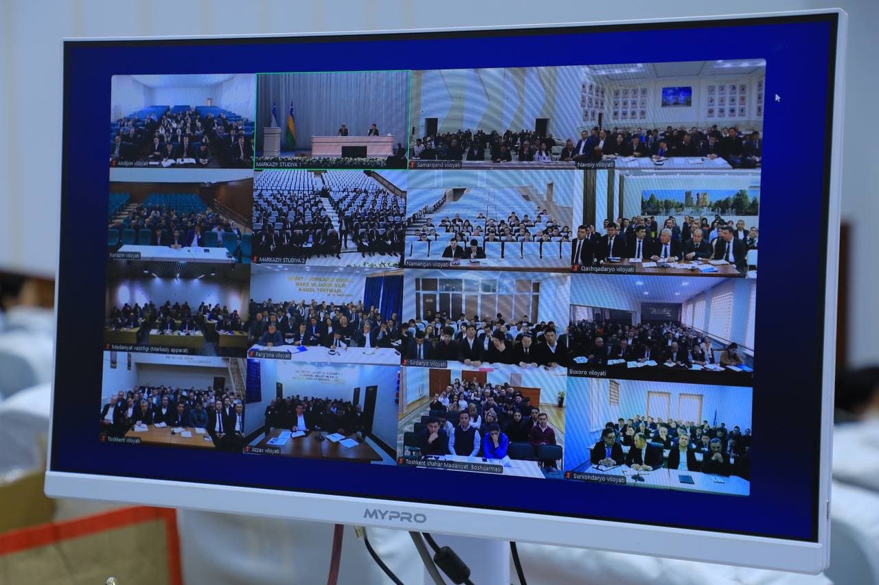 #Live: Nukus shahrida "Madaniyat vazirligining 2024-yil yakunlariga bag‘ishlangan kengaytirilgan Hay’at yig‘ilishi" bo'lib o'tmoqda