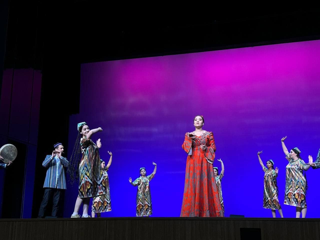 O‘zbek milliy maqom san’ati markazi ijodkorlari Xitoyda gastrol safarida bo‘lishdi