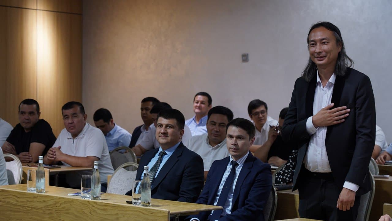 O‘zbekistonda xizmat ko‘rsatgan artist Alibek Kabduraxmonov O‘zbekistonda yagona bo‘lgan teatrga rahbar bo‘ldi