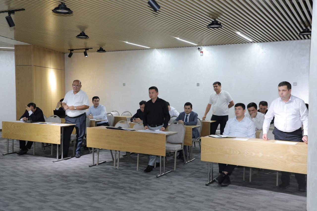 “Ijro.gov.uz” tizimi orqali nazoratga olingan hujjatlar ijrosi yuzasidan yig‘ilish bo‘lib o‘tdi