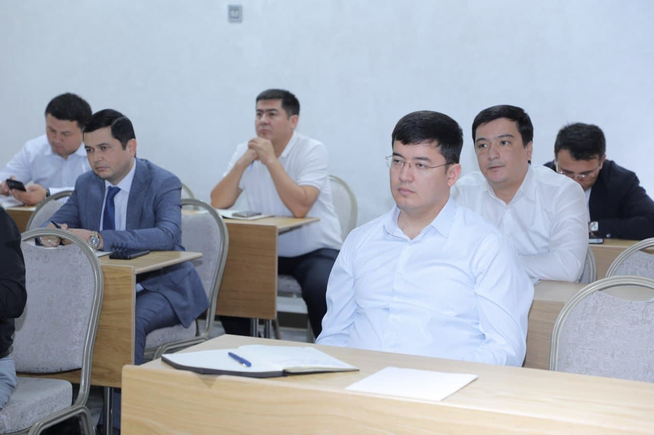 “Ijro.gov.uz” tizimi orqali nazoratga olingan hujjatlar ijrosi yuzasidan yig‘ilish bo‘lib o‘tdi