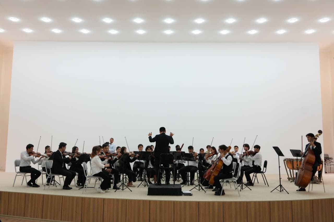 O‘qituvchi va murabbiylar kuni arafasida O‘zbekiston davlat konservatoriyasi Nukus filialining yangi o‘quv binosi foydalanishga topshirildi