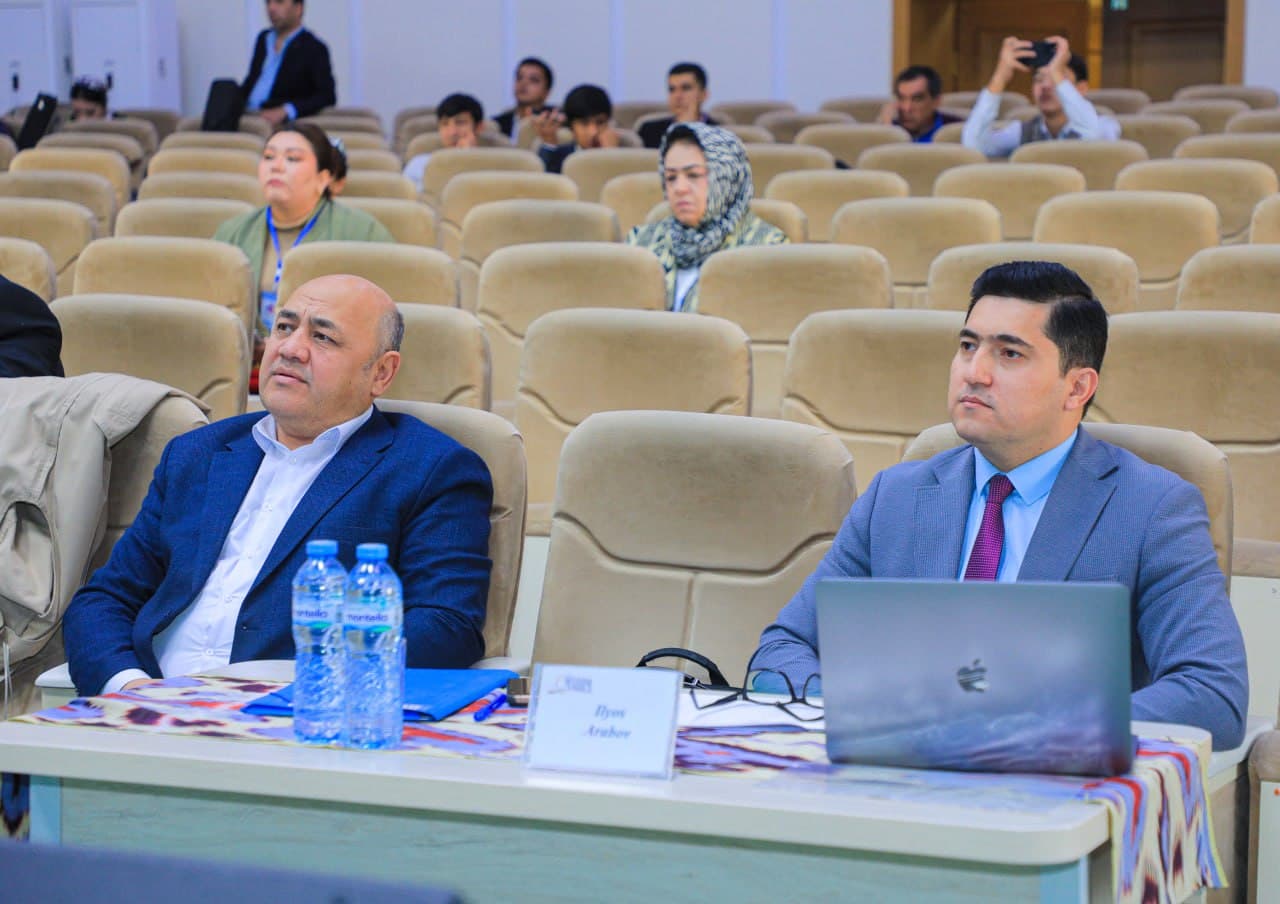 В рамках форума «Золотая осень» проходит республиканский конкурс «Молодые исполнители макома»