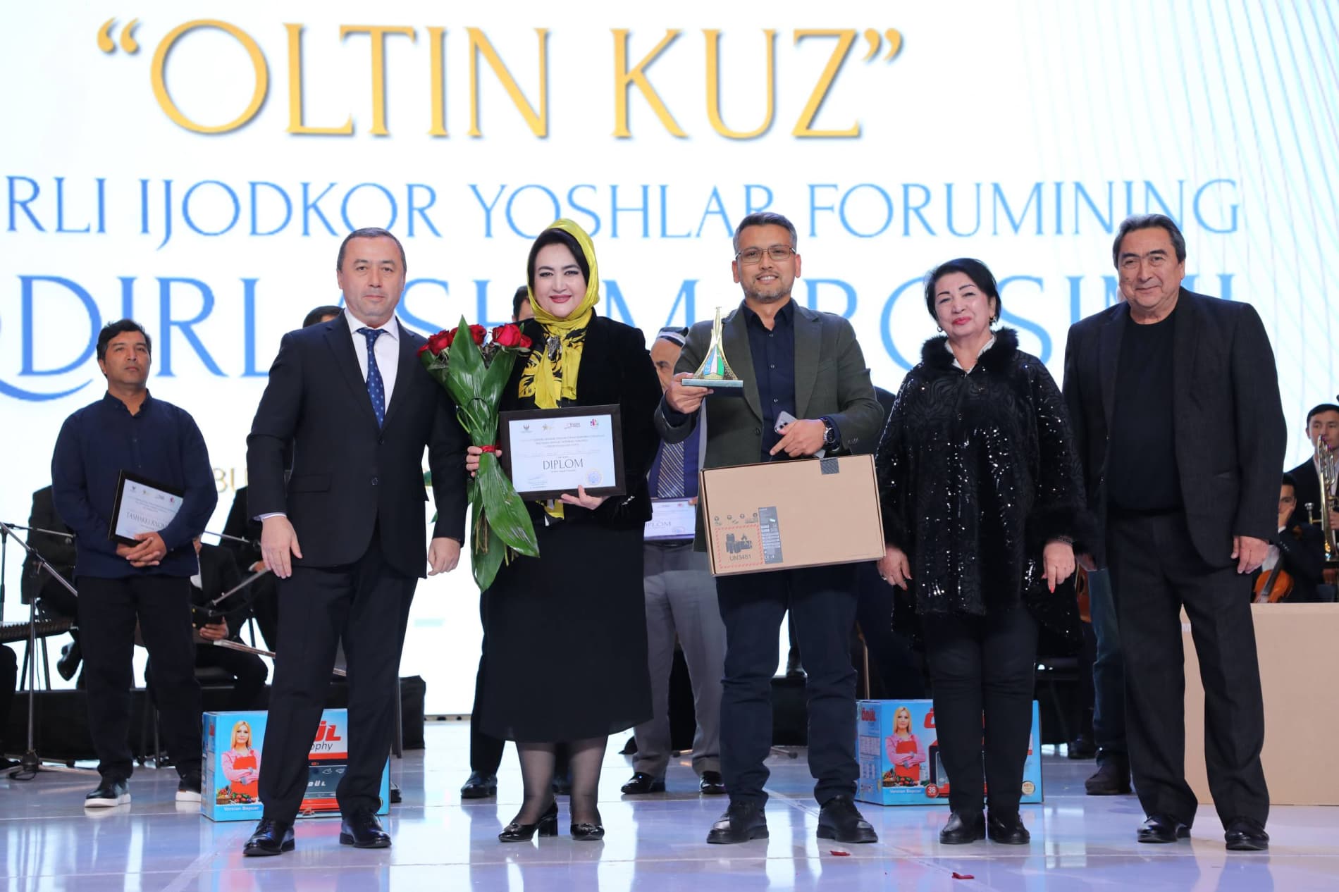 В столице завершился впервые проведенный форум талантливой творческой молодежи «Золотая осень!».