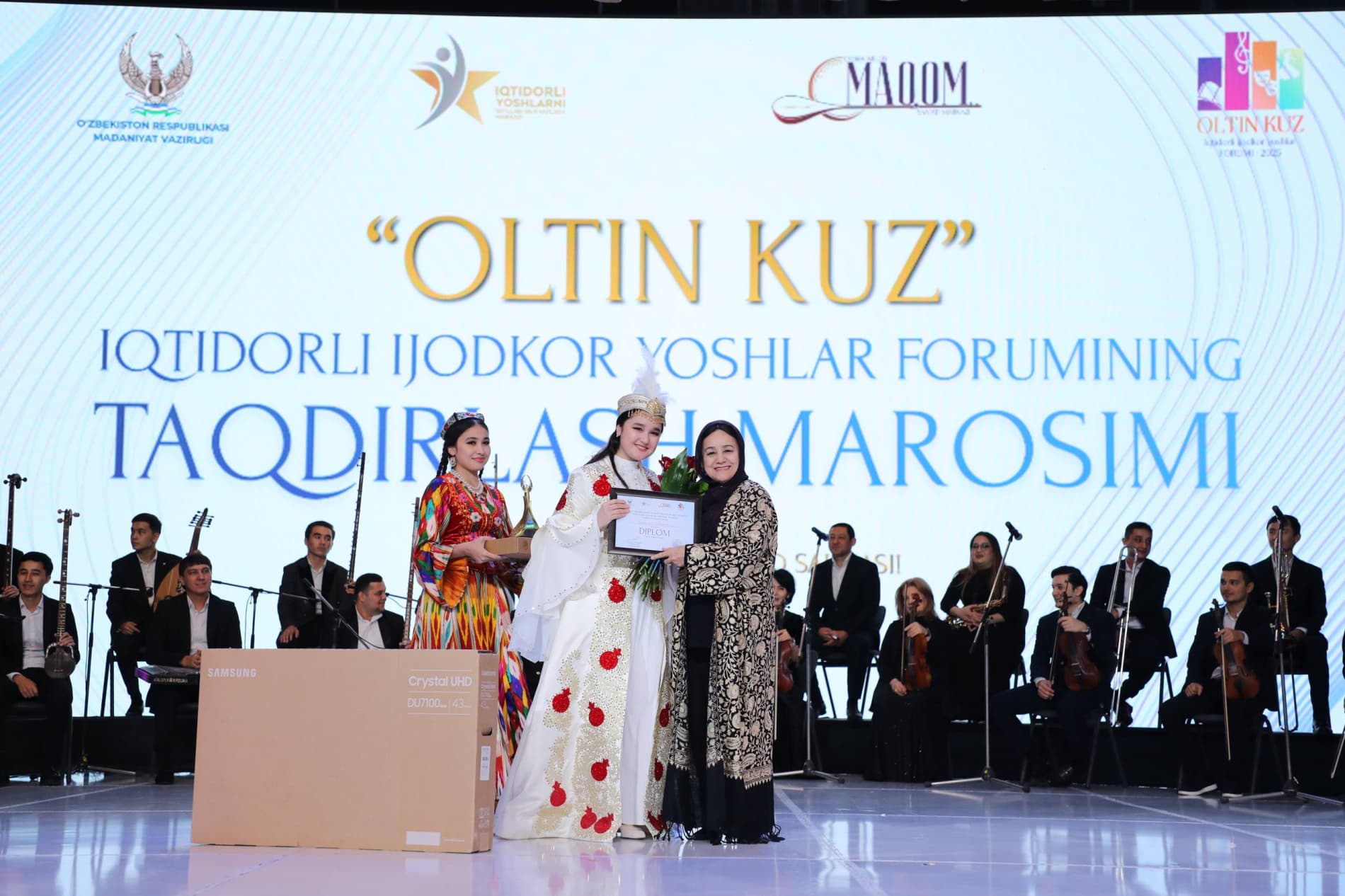 В столице завершился впервые проведенный форум талантливой творческой молодежи «Золотая осень!».