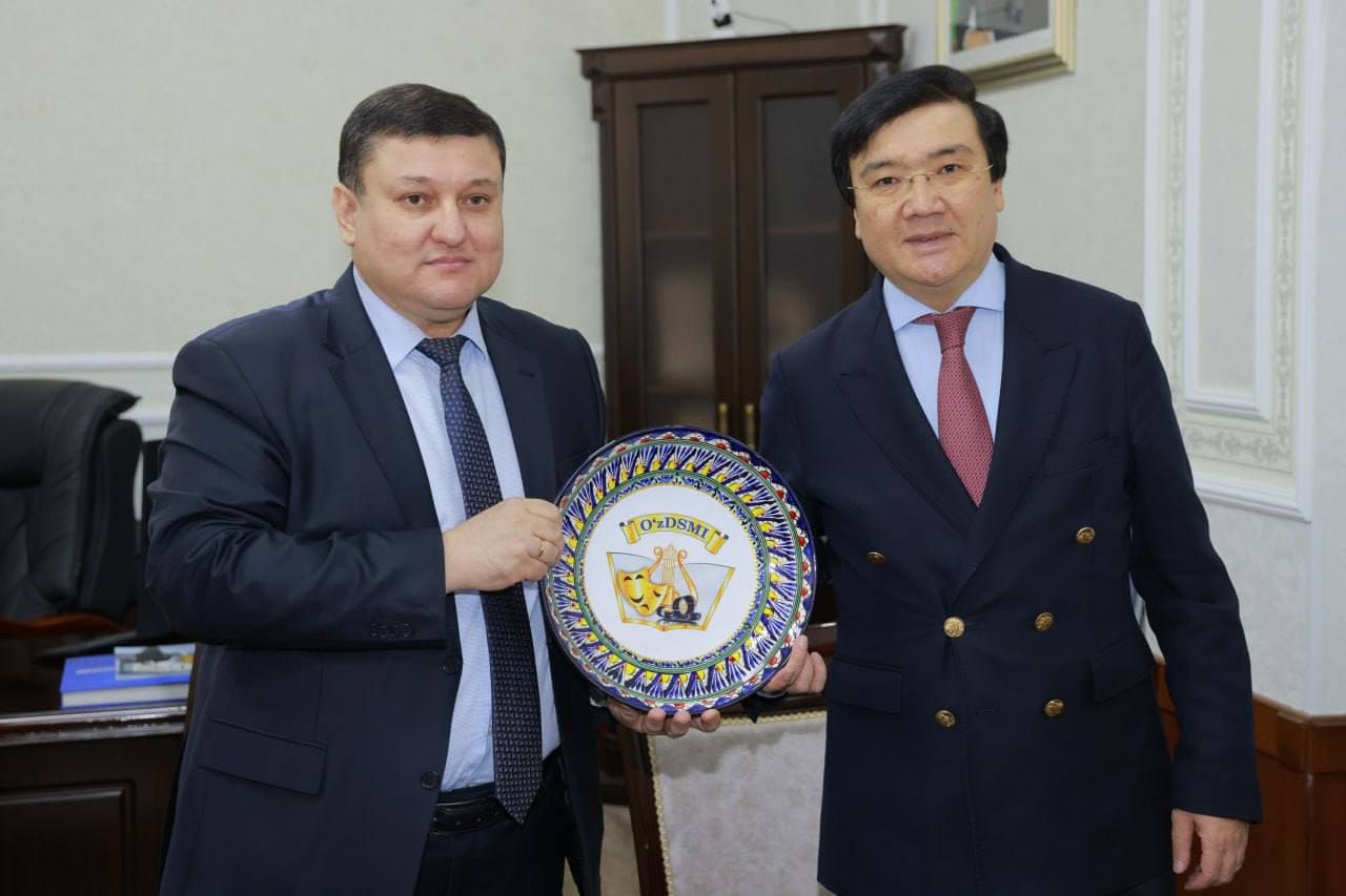 Подписан Меморандум о сотрудничестве между вузами культуры и искусства Узбекистана и Казахстана