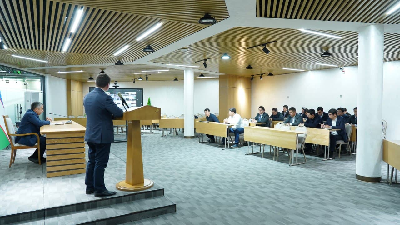 Vazirlikda soha xodimlari uchun iqtisodiy o‘qish o‘tkazildi