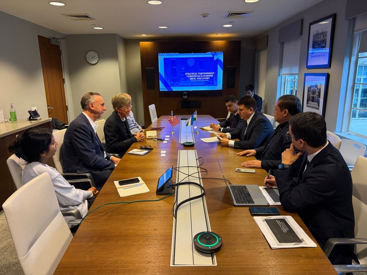 В США состоялась встреча представителей Warner Bros. Discovery и делегации Министерства культуры Узбекистана