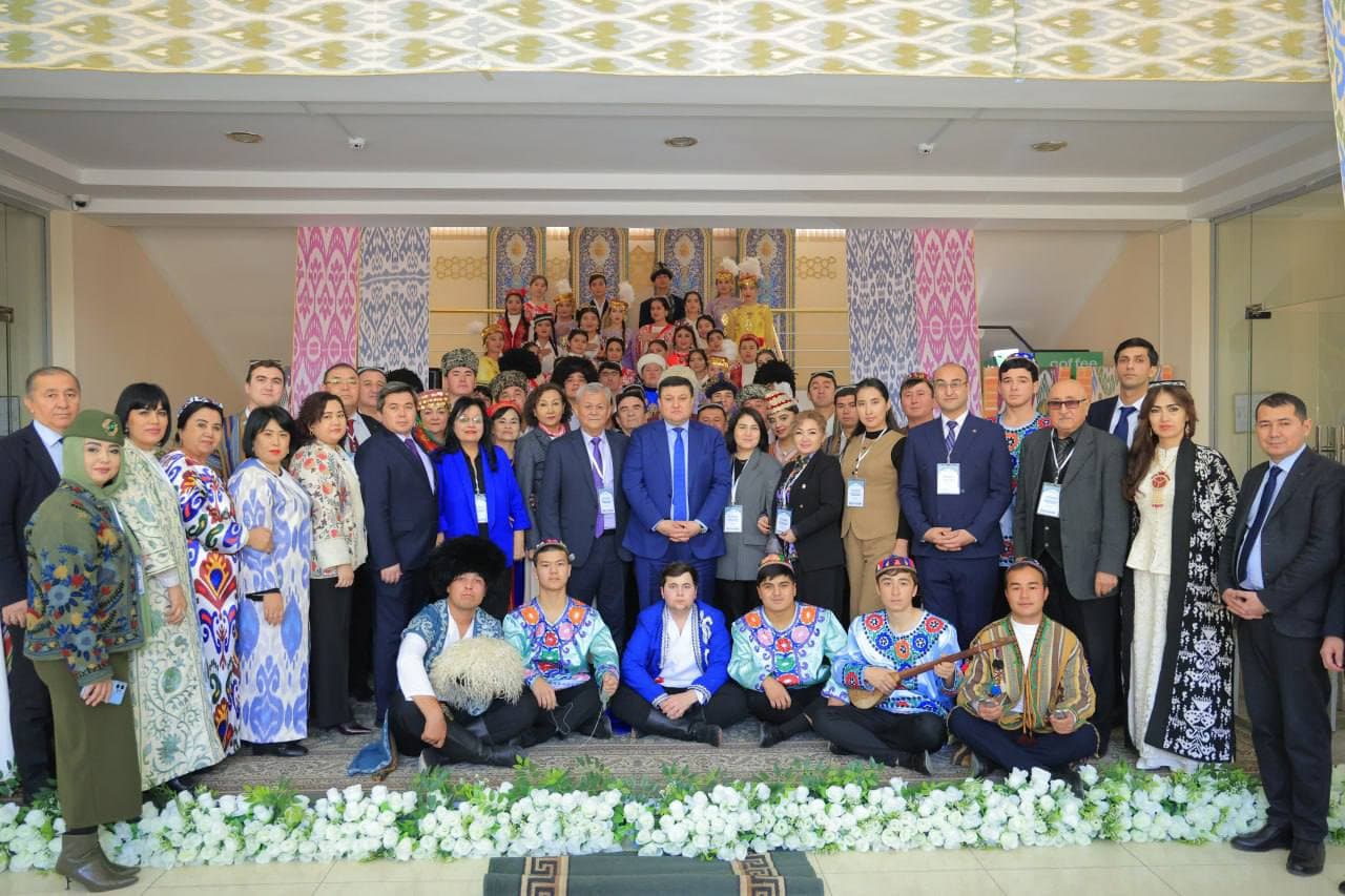 Международная научно-практическая конференция на тему «Вопросы сравнительного изучения образцов фольклора» состоялась в Узбекском государственном институте искусств и культуры