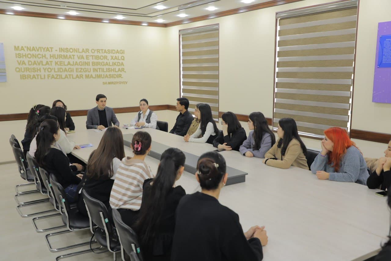 Botir Zokirov nomidagi Milliy estrada san'ati institutining mediaga qiziquvchi talabalari bilan muloqot qilindi