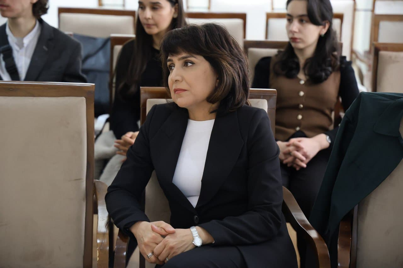 Konservatoriyada taniqli kompozitor Aziza Sodiqova bilan ijodiy uchrashuv o‘tkazildi