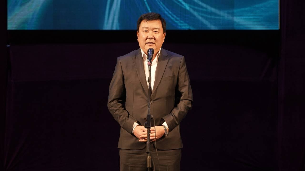 Qoraqalpoq davlat Yosh tomoshabinlar teatrida “Tumar” ansamblining hisobot konserti bo‘lib o‘tdi