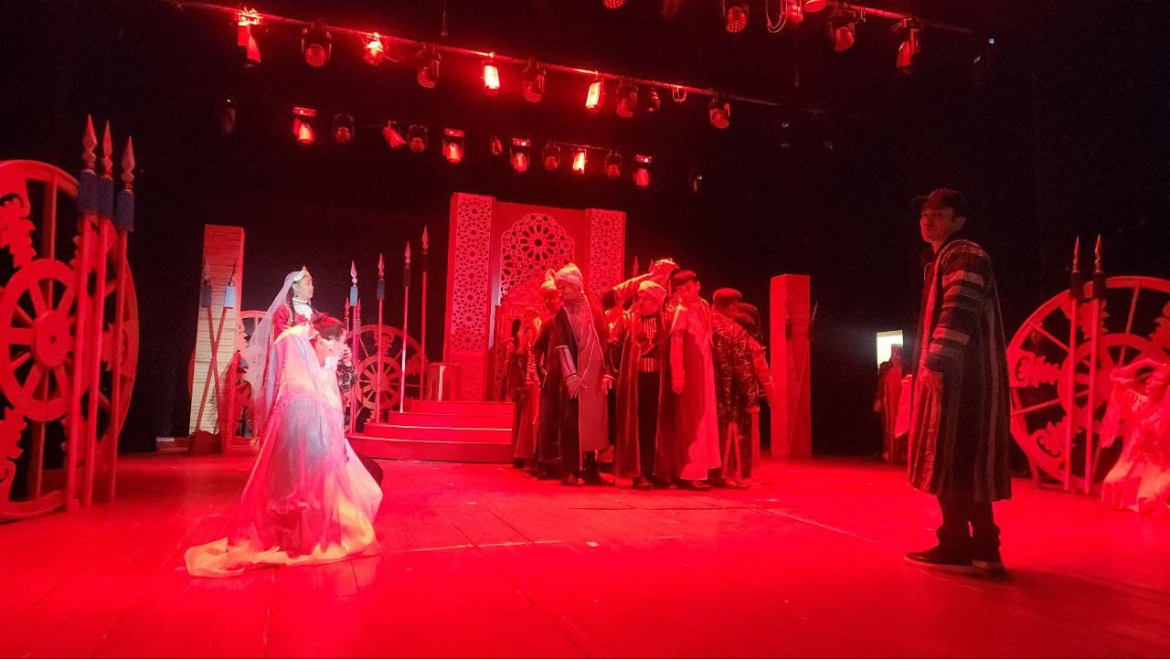 В Кыргызской Республике поставлена музыкально-историческая драма «Нодира»