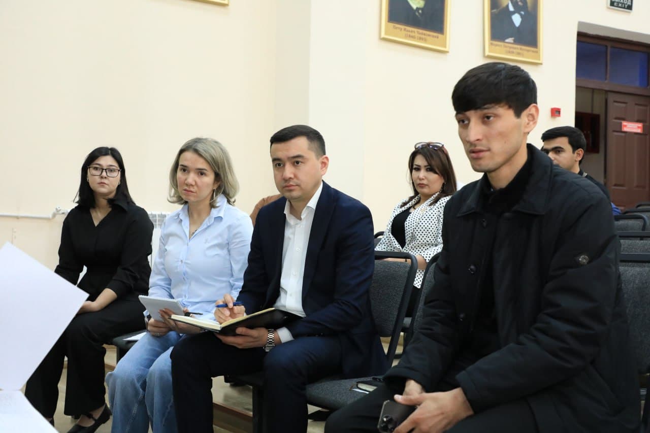 Состоялась встреча с молодёжью на основе принципа «от махалли до министерства»