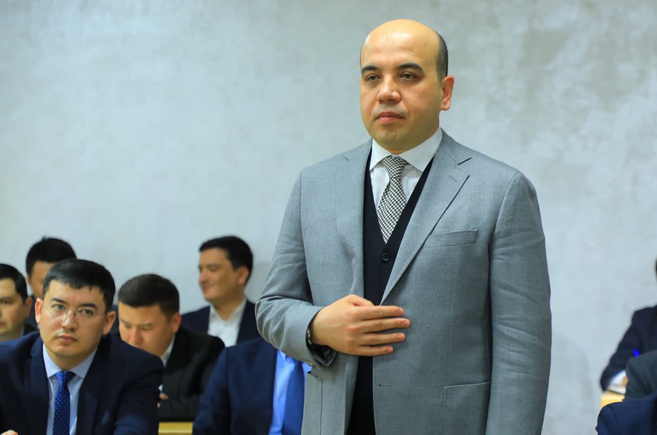 Madaniyat vazirligida yangi tayinlangan o‘rinbosarlar jamoaga tanishtirildi