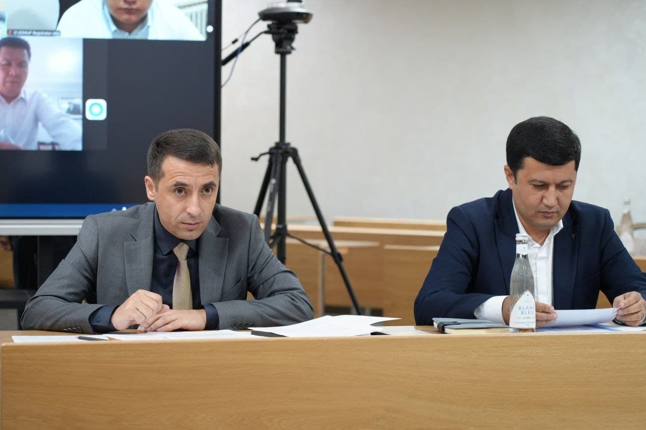 Vazirlik tasarrufidagi oliy ta’lim tashkilotlari va malaka oshirish markazlari rahbarlari ishtirokida yig‘ilish o‘tkazildi