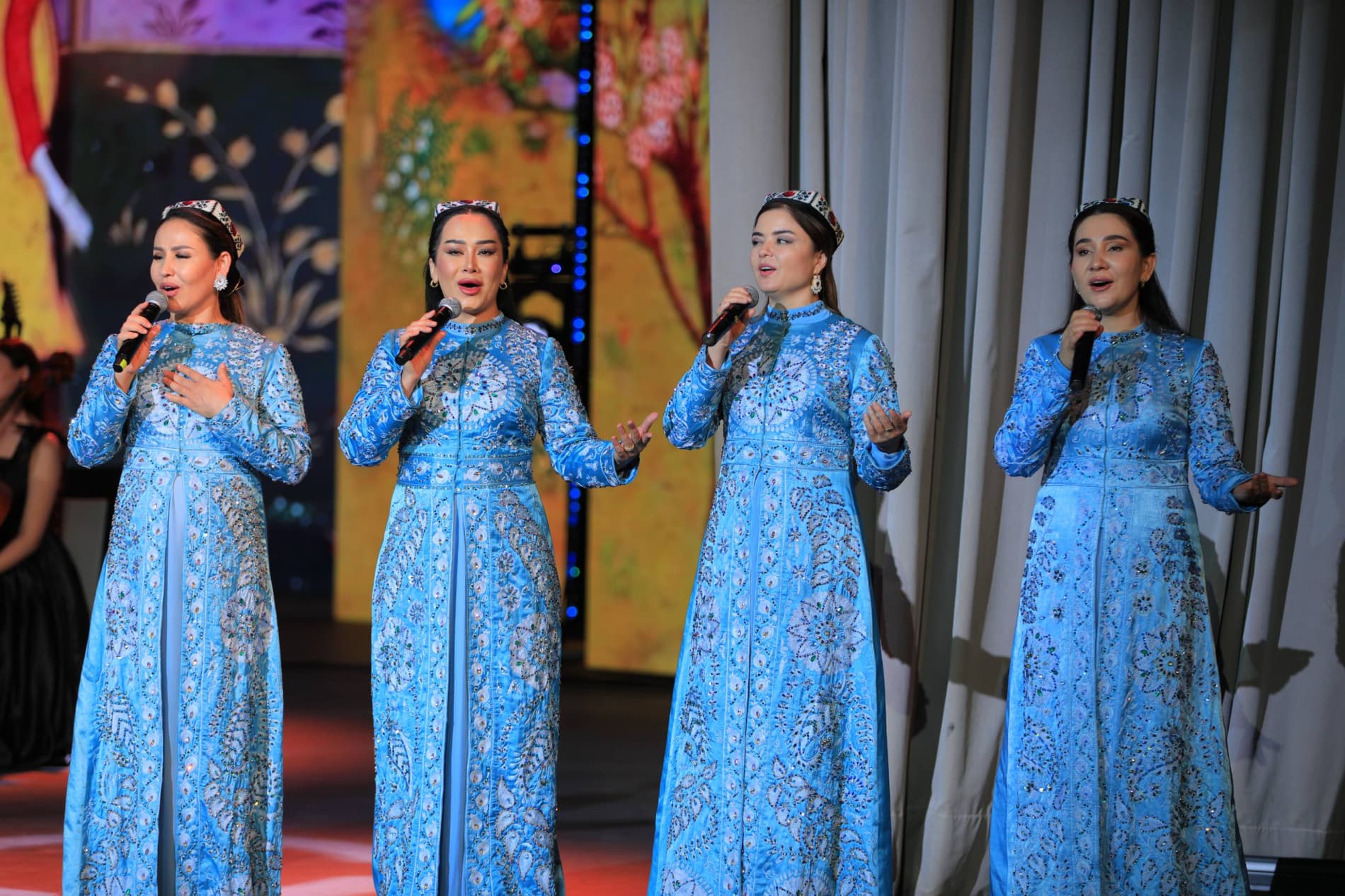 Poytaxtda “O‘zbekiston–Turkiya madaniyat va san’at uchrashuvlari” doirasida o‘zbek va turk san’at ustalarining qo‘shma konserti bo‘lib o‘tdi