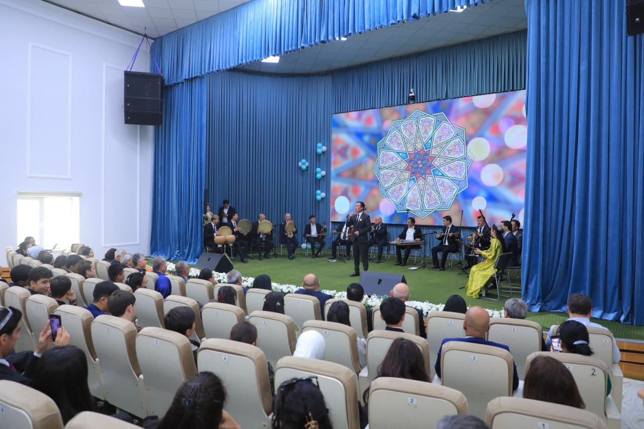 O‘zbek tili bayrami arafasida uchta muhim kitob taqdimoti o‘tkazildi