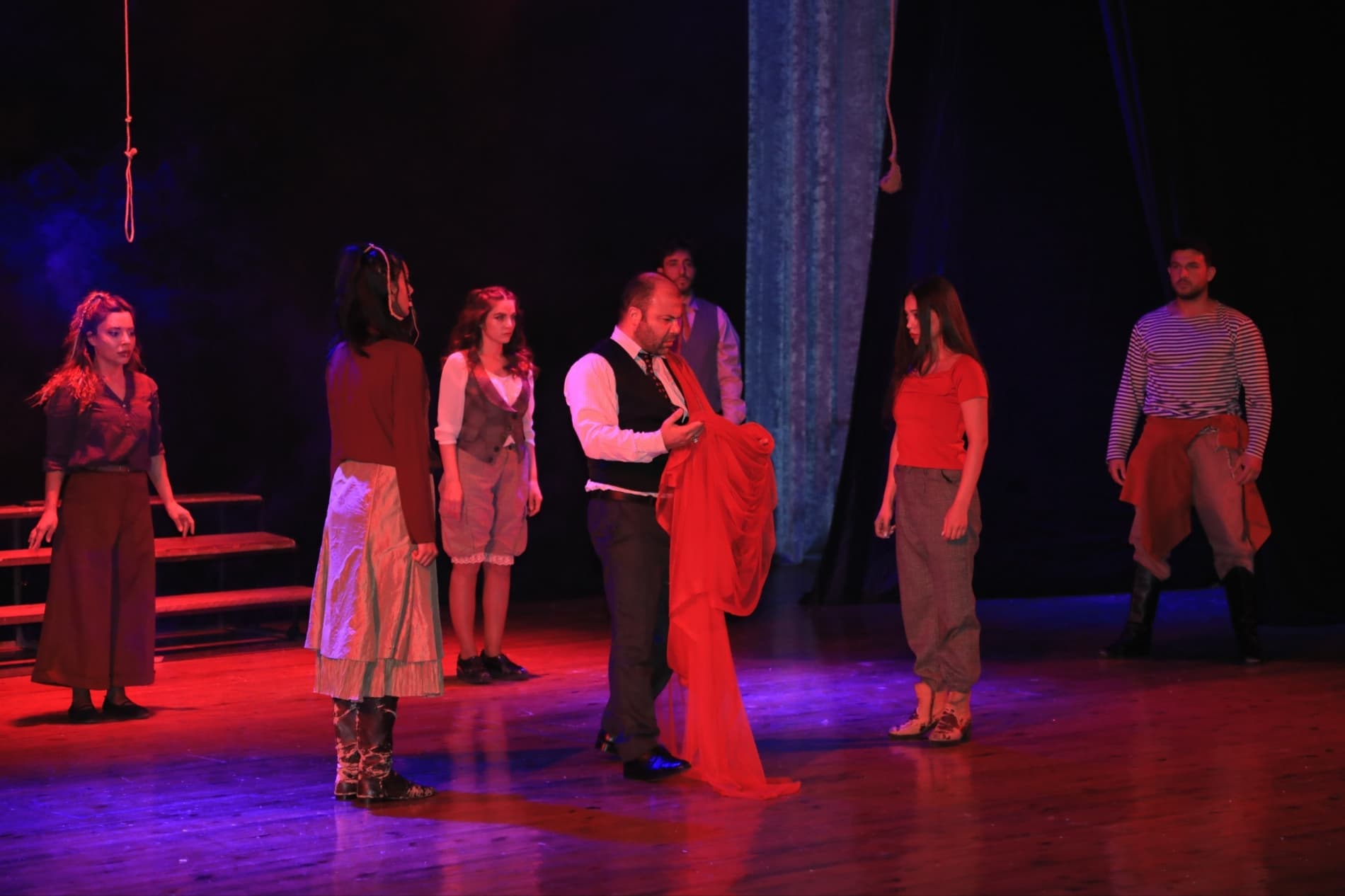 Andijonda IV TURKSOY xalqaro teatr festivali davom etmoqda