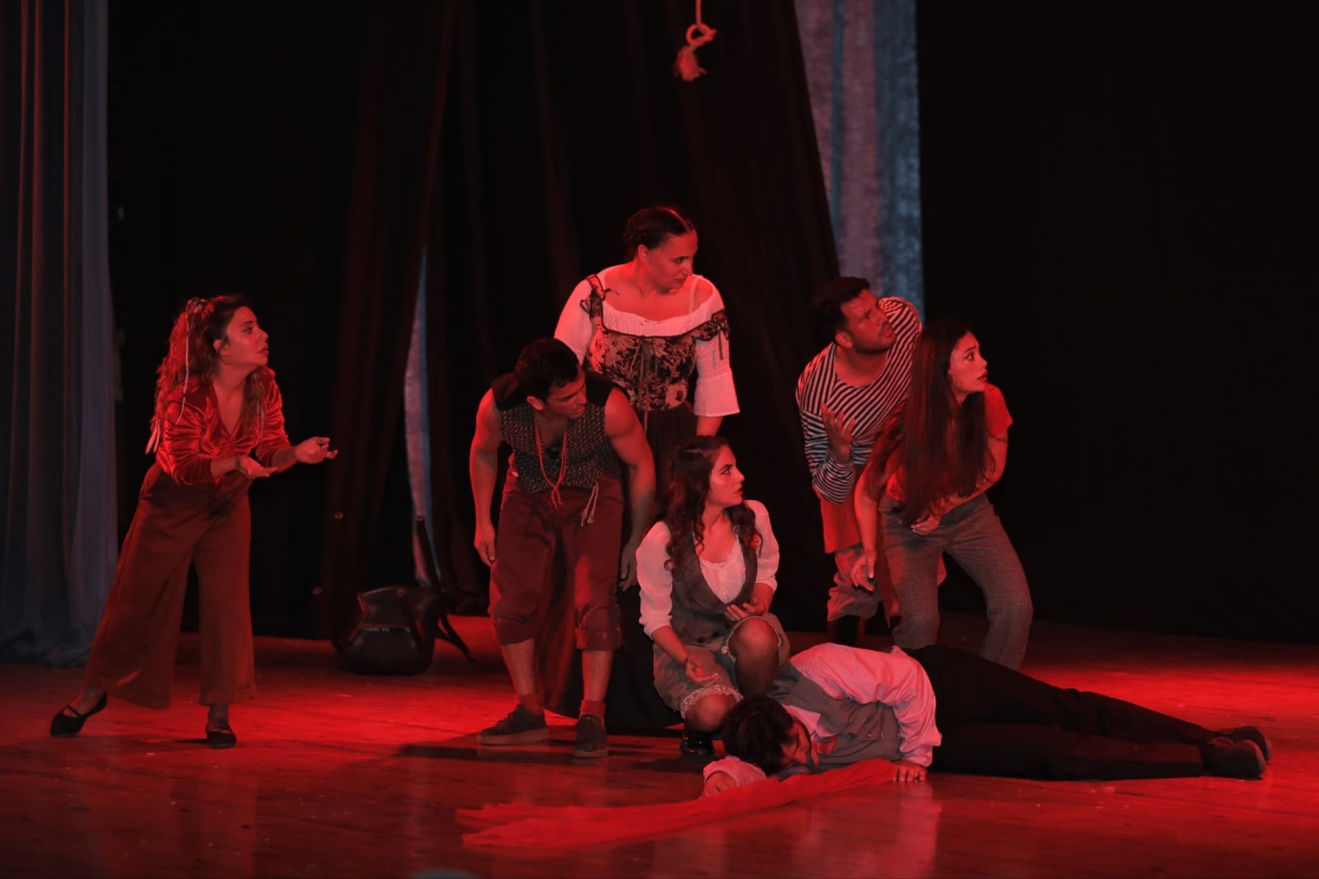Andijonda IV TURKSOY xalqaro teatr festivali davom etmoqda