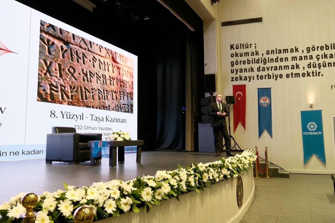Trabzonda Turkiy dunyo yoshlarining III uchrashuvi bo'lib o'tdi