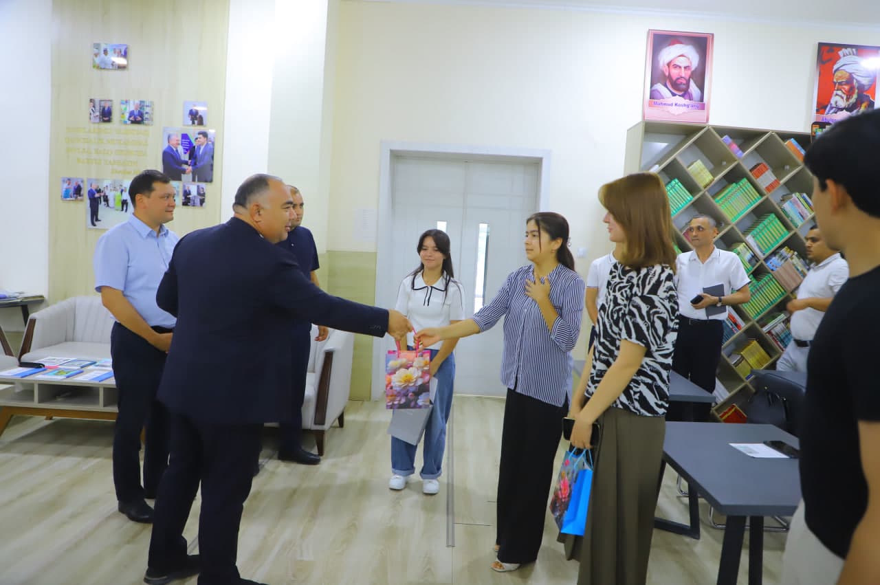 RAHBAR VA YOSHLAR — OCHIQ VA SAMIMIY MULOQOT